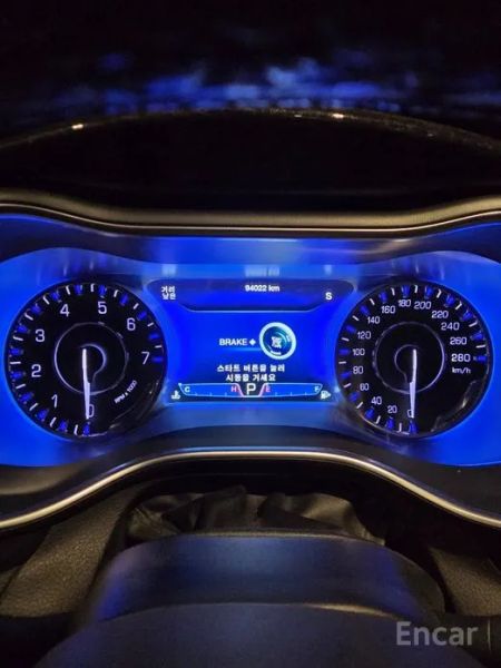 Chrysler 200