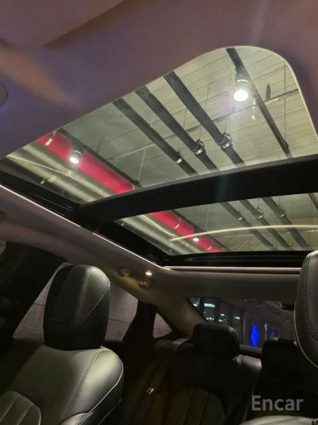 Chrysler 200