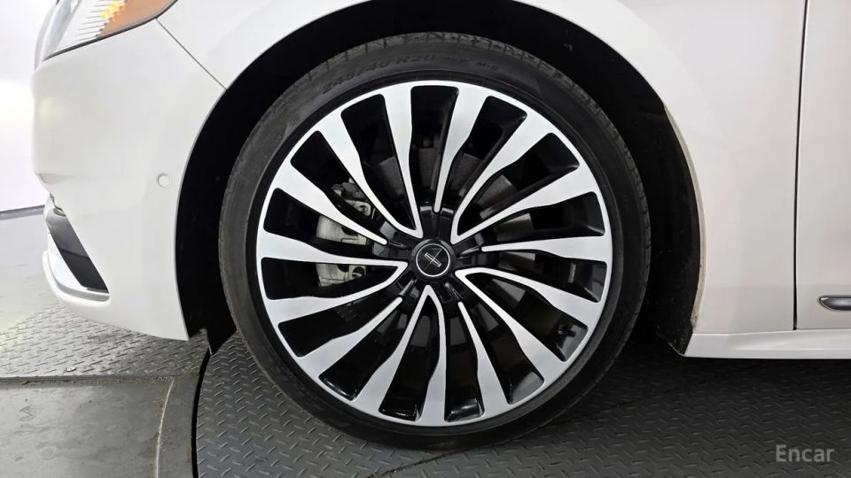 Lincoln Continental