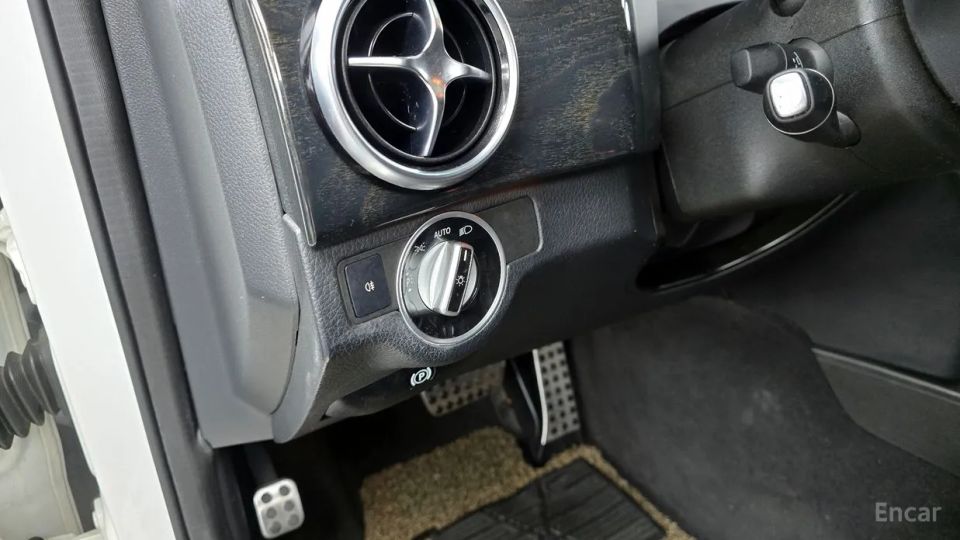 Mercedes-Benz GLK-Class