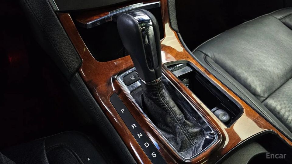 Lincoln MKS