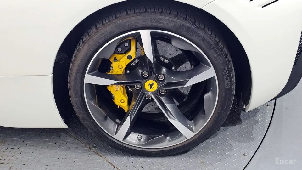 Ferrari SF90