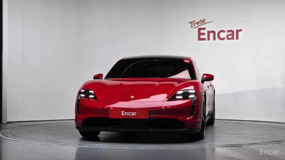 Porsche Taycan