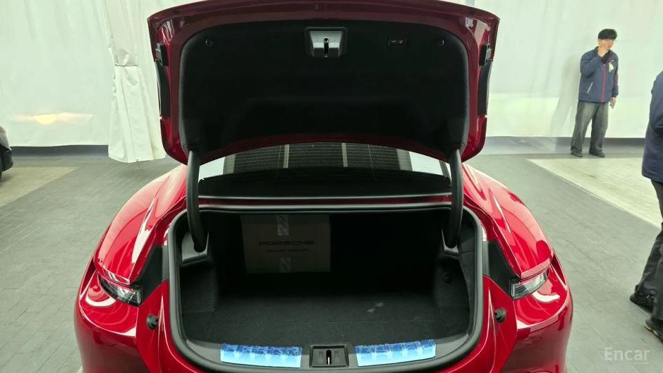 Porsche Taycan