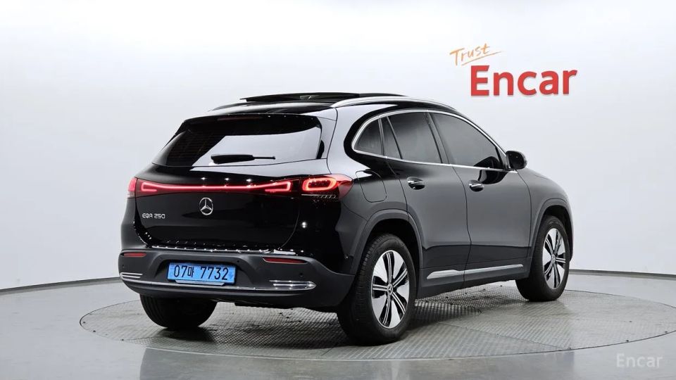 Mercedes-Benz EQA