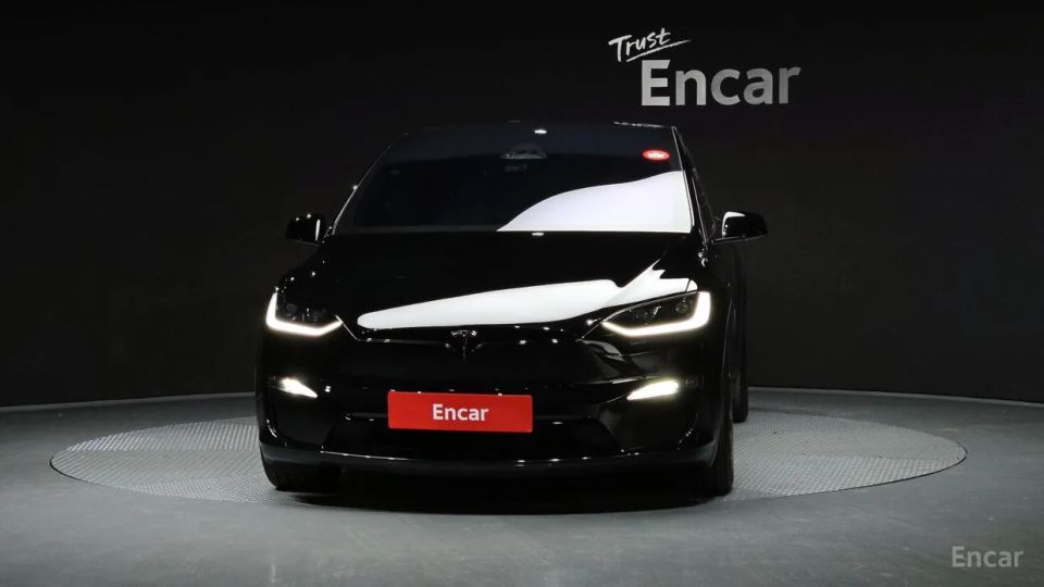 Tesla model-x