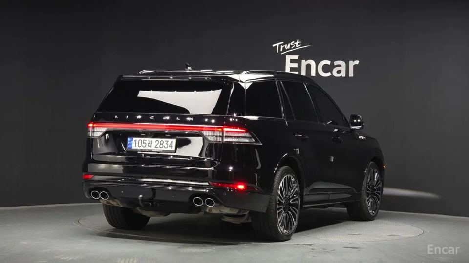 Lincoln Aviator
