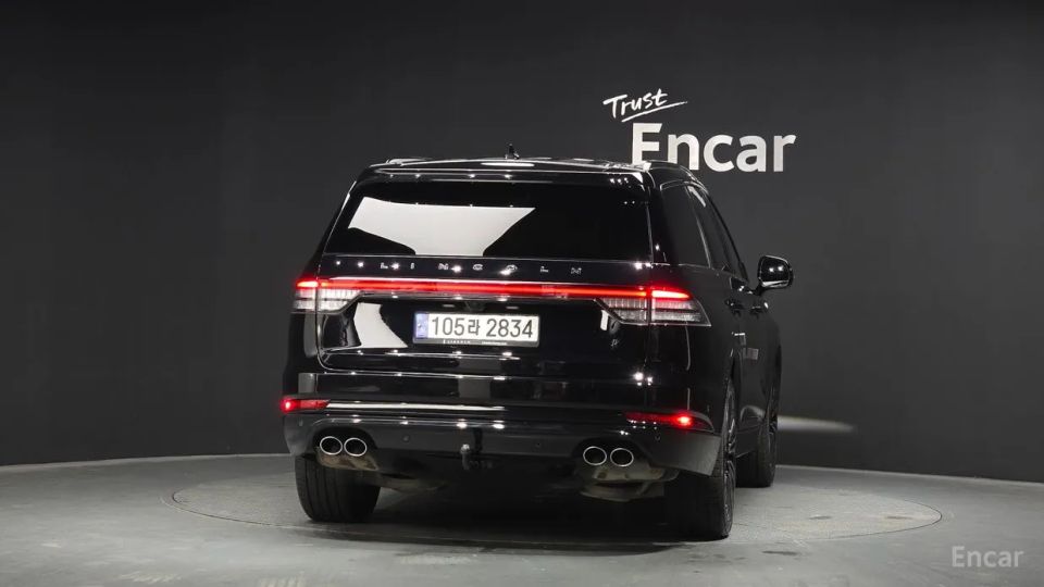 Lincoln Aviator