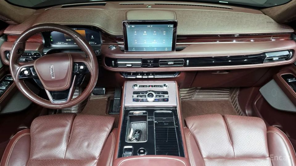 Lincoln Aviator
