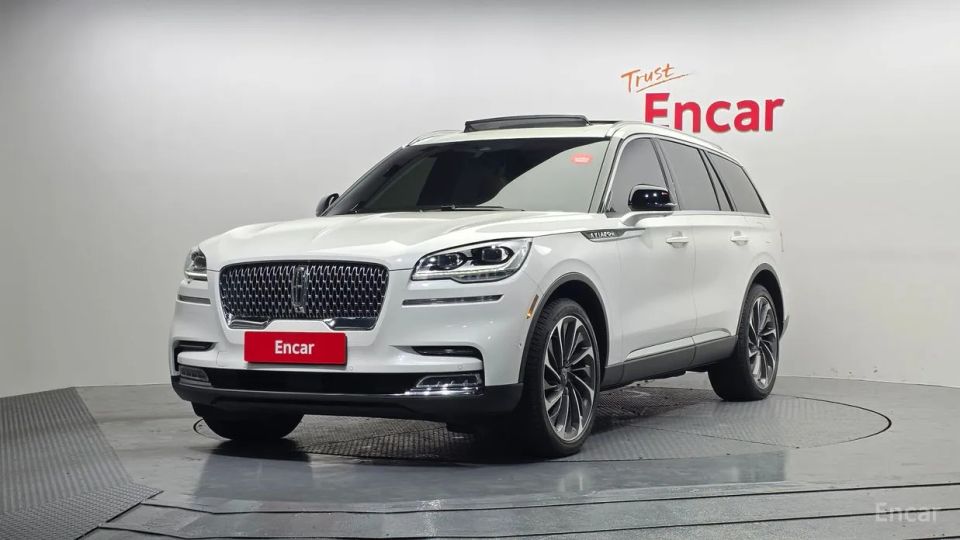 Lincoln Aviator