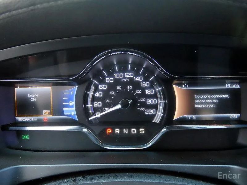 Lincoln MKS