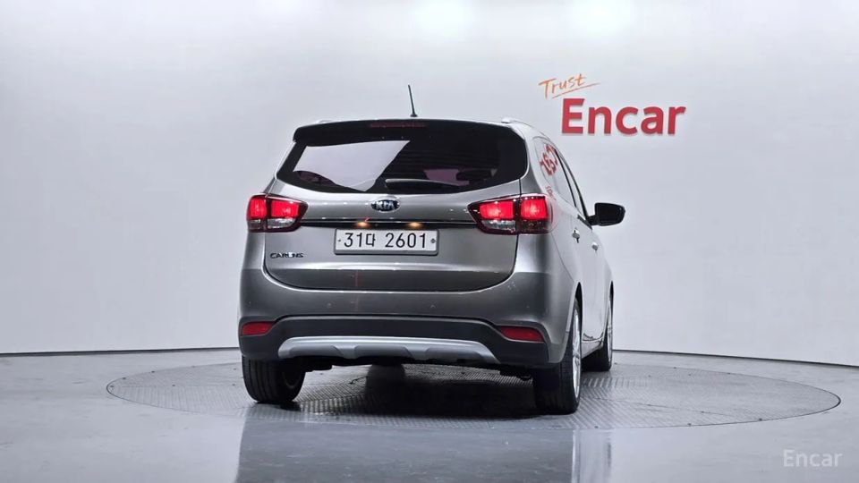 Kia Carens