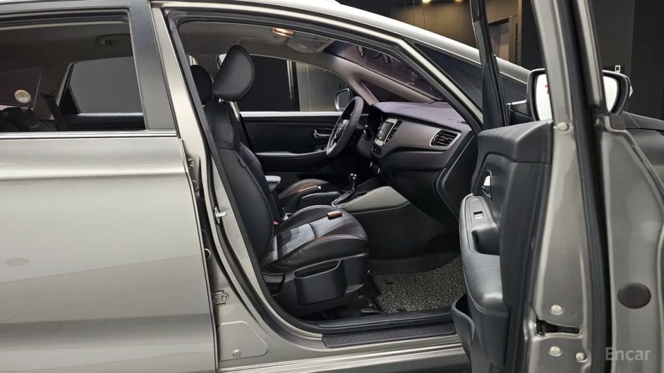 Kia Carens