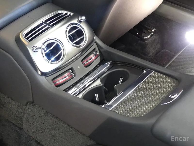 Rolls-Royce Dawn