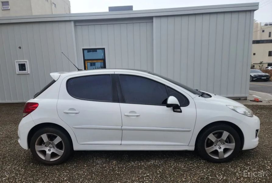 Peugeot 207