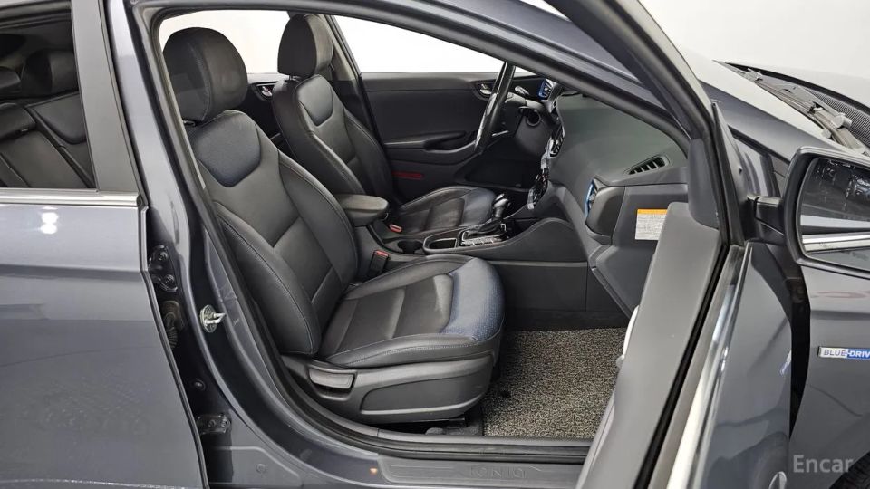 Hyundai Ioniq