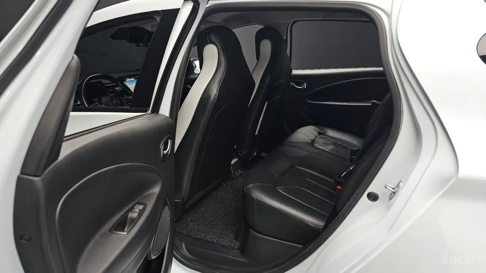 Renault-KoreaSamsung Zoe