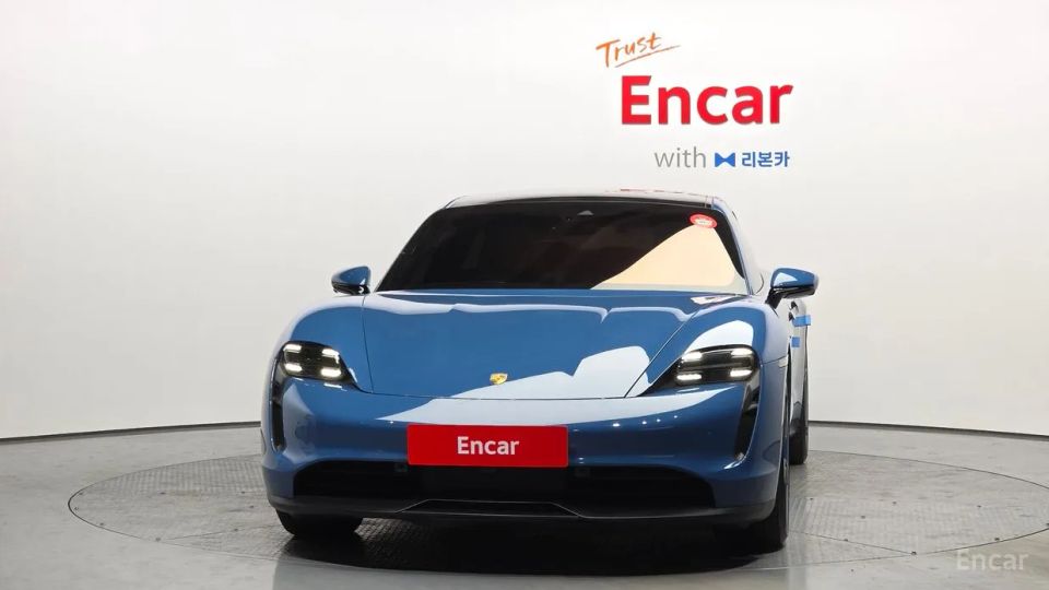 Porsche Taycan