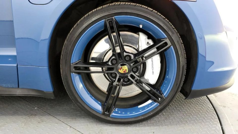 Porsche Taycan