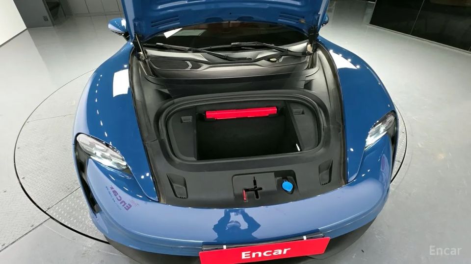 Porsche Taycan