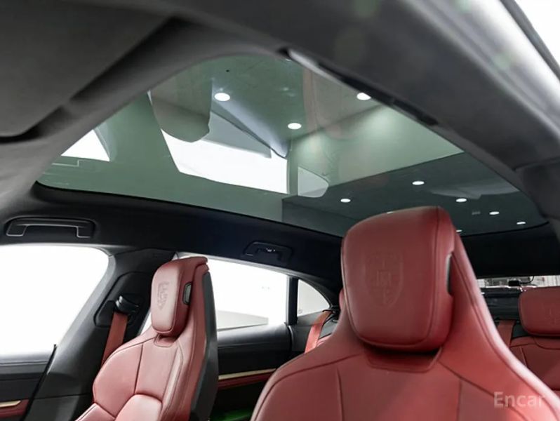 Porsche Taycan