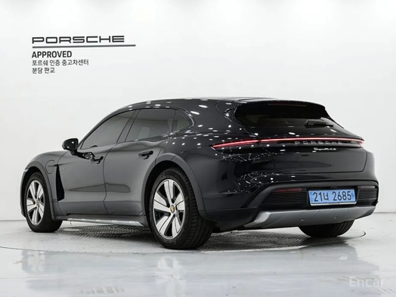 Porsche Taycan