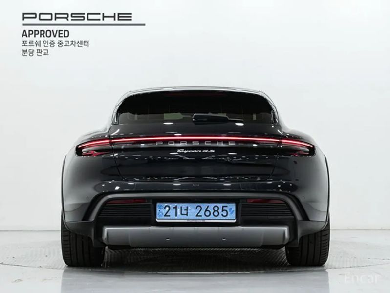 Porsche Taycan