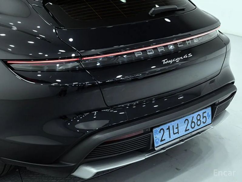 Porsche Taycan