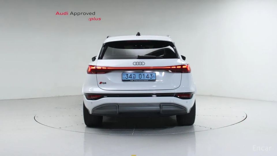 Audi Q6 e-tron