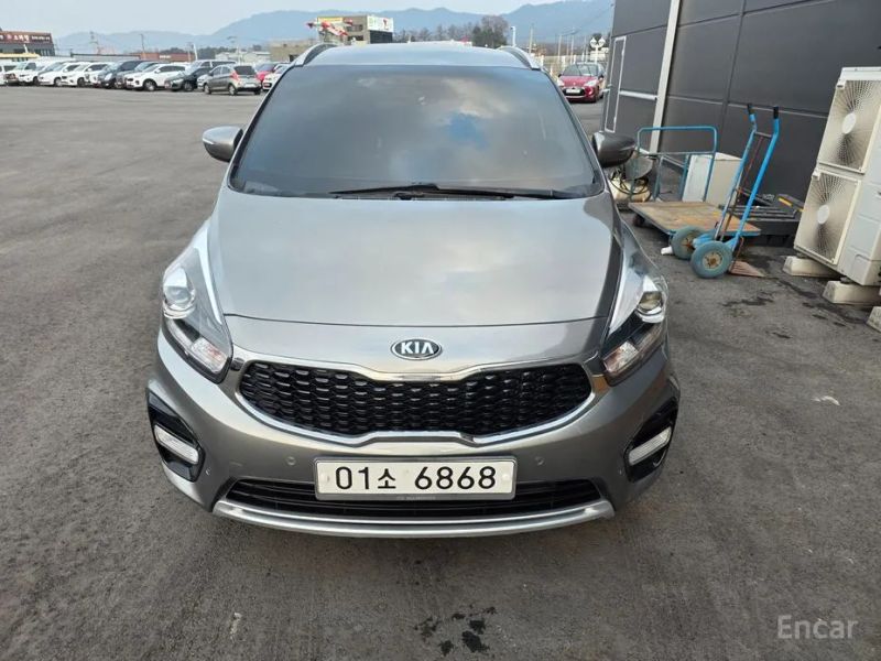 Kia Carens