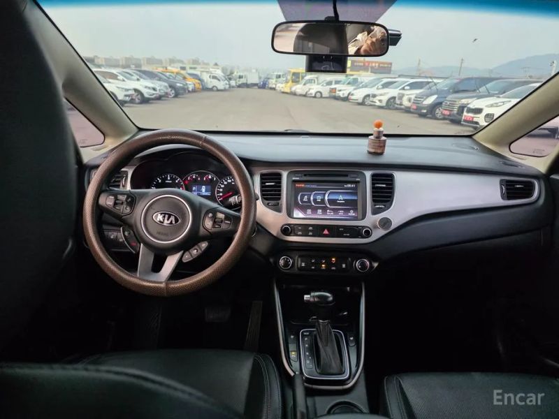 Kia Carens