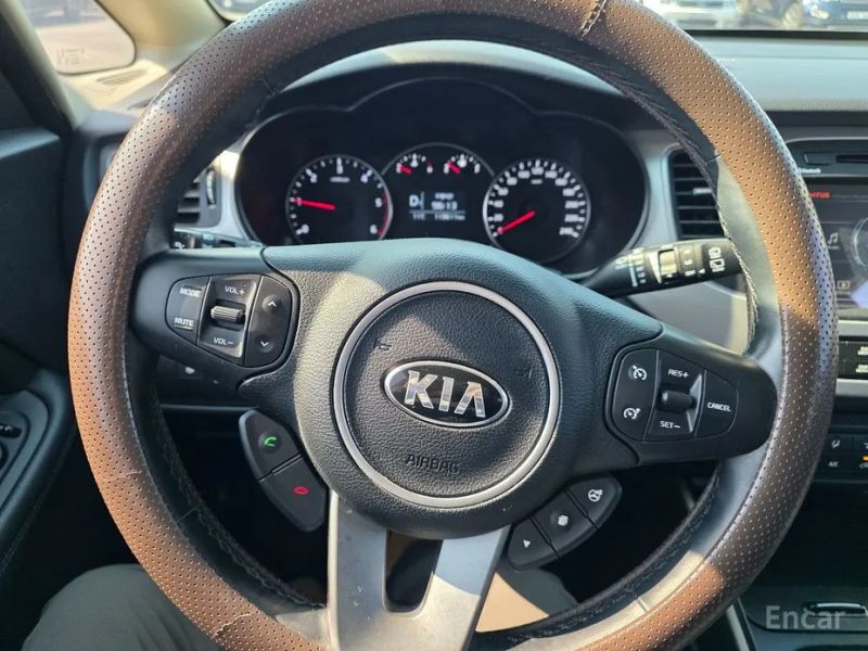 Kia Carens