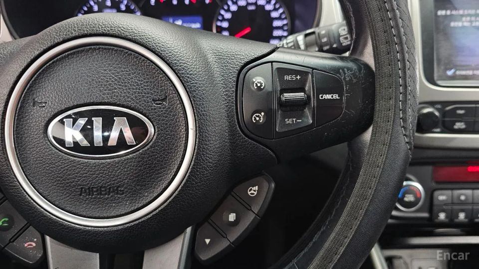 Kia Carens
