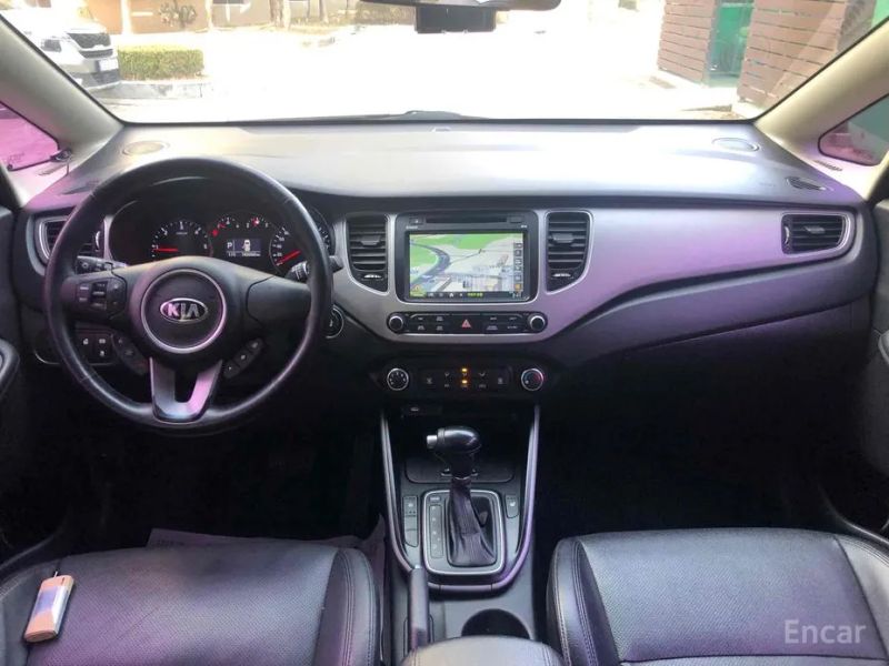 Kia Carens