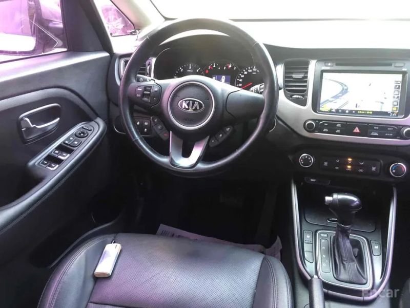Kia Carens