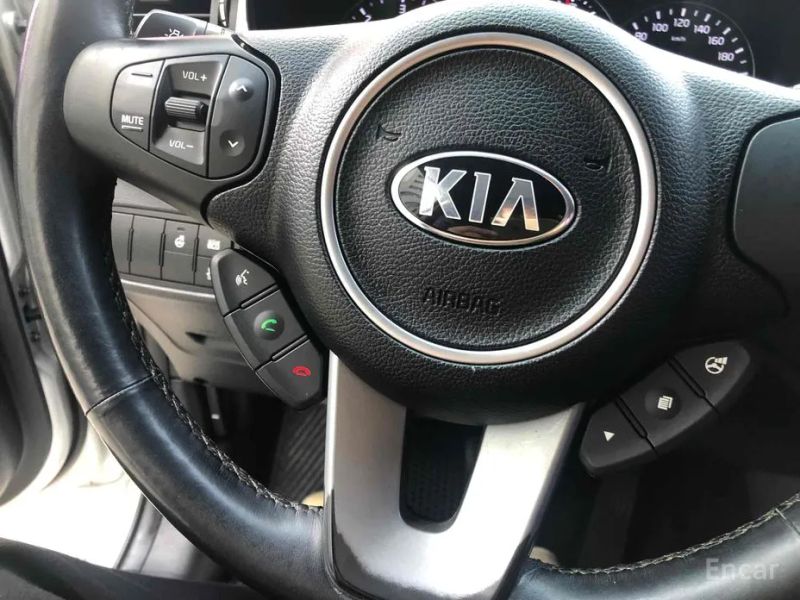 Kia Carens