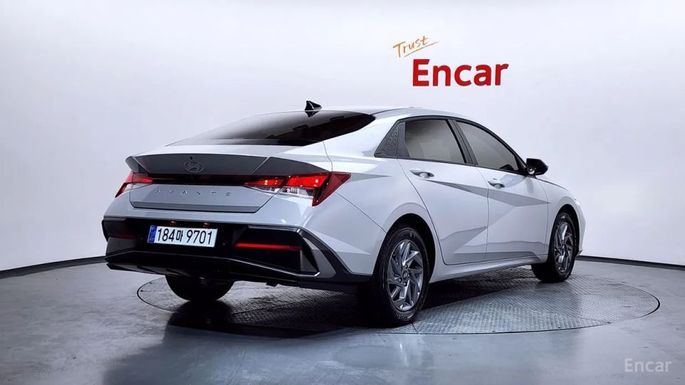 Hyundai AVANTE