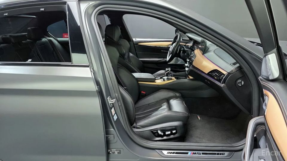 BMW M5