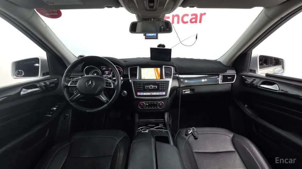 Mercedes-Benz M-class