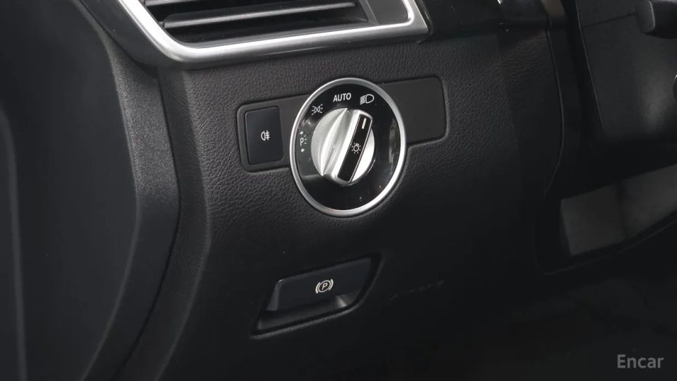 Mercedes-Benz M-class