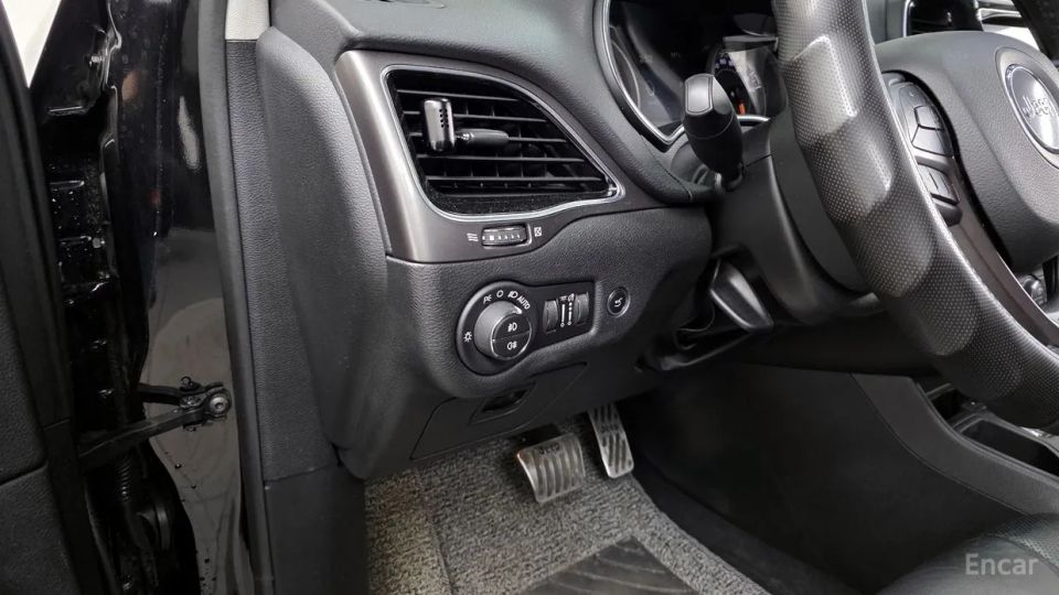 Jeep cherokee