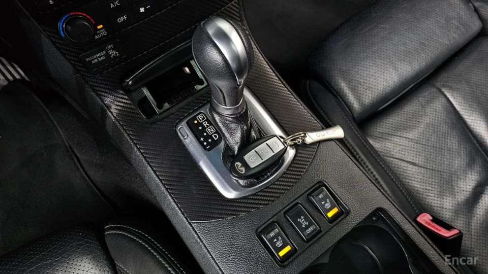 Infiniti G