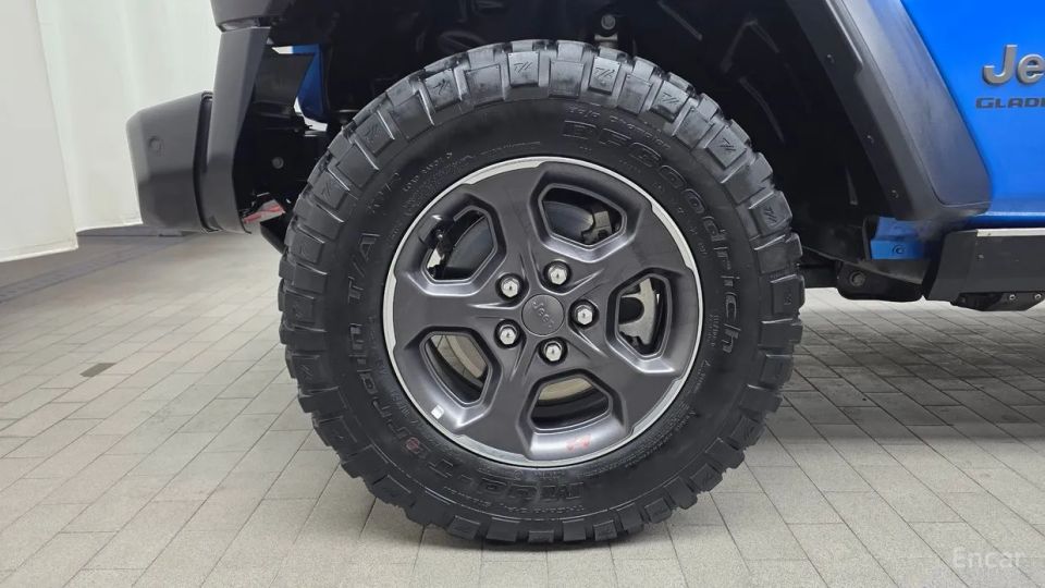 Jeep gladiator