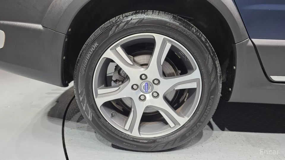 Volvo XC70