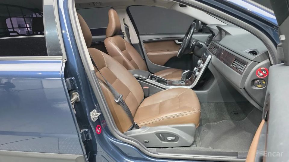 Volvo XC70