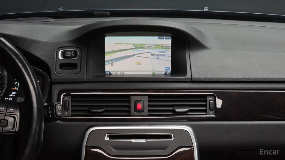 Volvo XC70