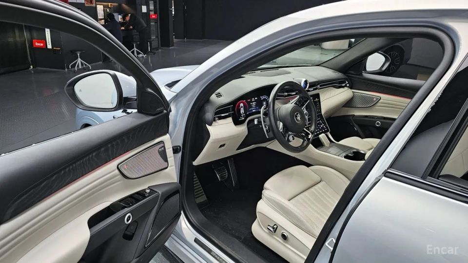 Maserati Grecale