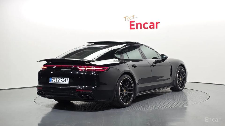 Porsche Panamera