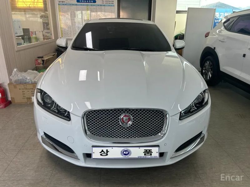 Jaguar xf
