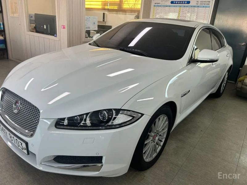 Jaguar xf